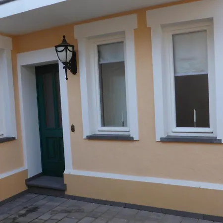 波恩拱廊城堡民宿