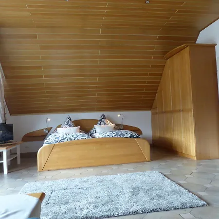 Arkadenschloesschen Homestay *