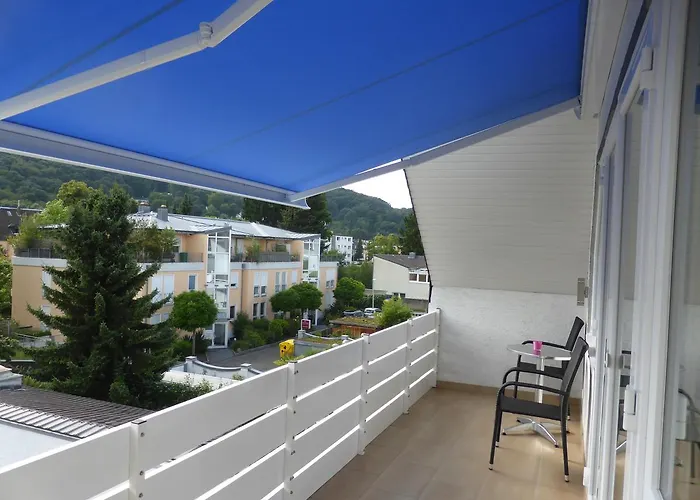 波恩拱廊城堡民宿