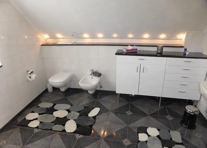 Homestay szállás Arkadenschloesschen Bonn